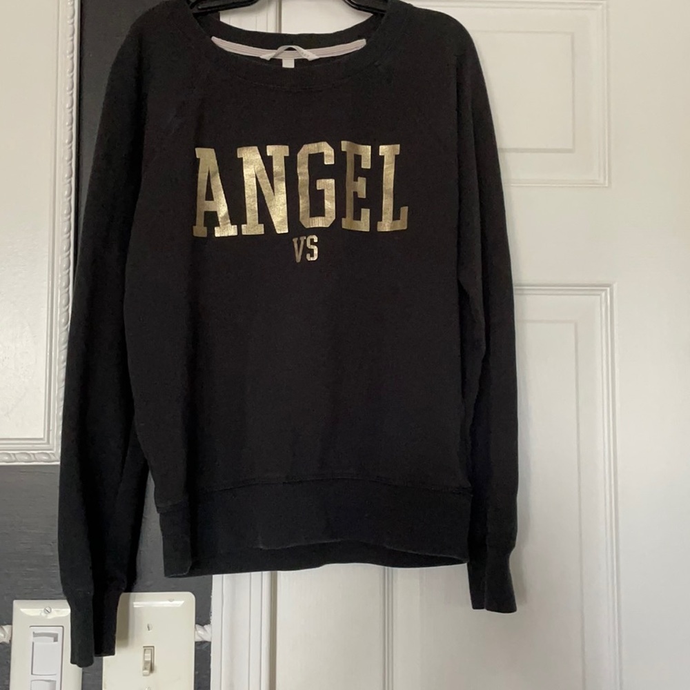 ANGEL VS black sweatshirt XS